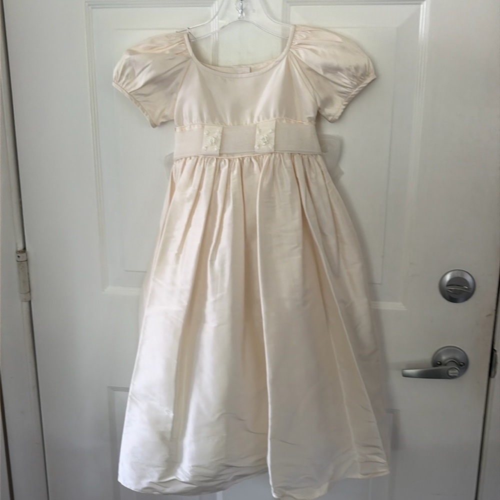 Strasburg silk size 4 long girls dress.